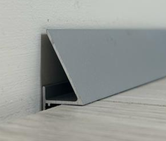 Микроплинтус светодиодный OSK-mini-LED Серый